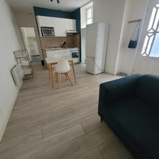 Maison / Villa SAINT-JEAN-D'ANGELY (17400) 35.00m2 81 000 € 