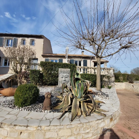 Maison / Villa LA VERGNE (17400) 173.00m2 450 000 € 