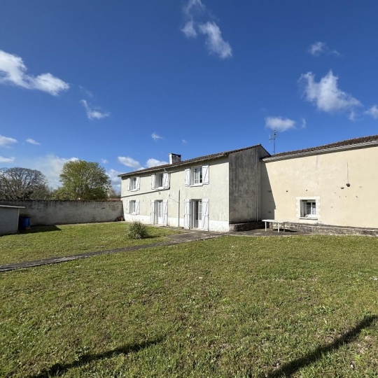 Maison VAL-DU-MIGNON (79210) 200.00m2 - 199 500 € 