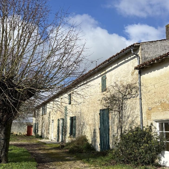 Maison VAL-DU-MIGNON (79360) 300.00m2 - 259 000 € 