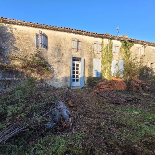 Réseau Immo-diffusion : Maison ESSOUVERT (17400) 210.00m2  76 000 € 