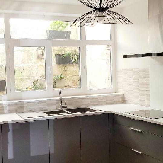 Réseau Immo-diffusion : Maison SAINT-JEAN-D'ANGELY (17400) 123.00m2  168 000 € 