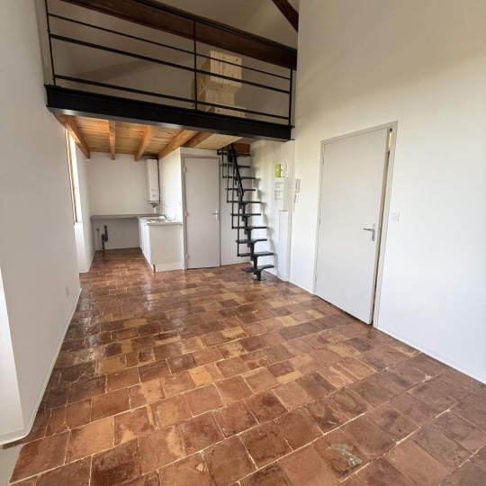 Appartement VAISON-LA-ROMAINE (84110) 40.00m2 600 € 