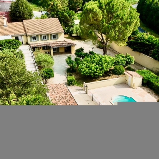 Maison / Villa VACQUEYRAS (84190) 217.00m2 675 000 € 