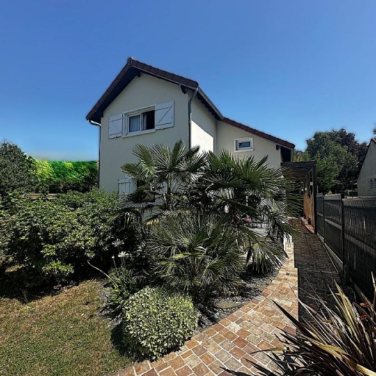 Maison NOISEAU (94880) 136.00m2  - 495 000 € 