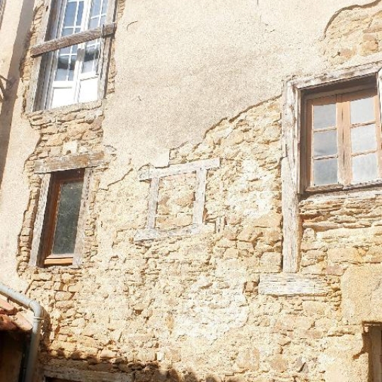 Immeuble SAINT-LEONARD-DE-NOBLAT (87400) 160.00m2 98 000 € 
