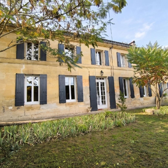 Maison / Villa CASTILLON-LA-BATAILLE (33350) 338.00m2 440 000 € 