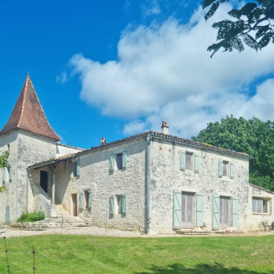 Domaines / Propriétés SAUVETERRE (82110) 319.00m2 778 500 € 