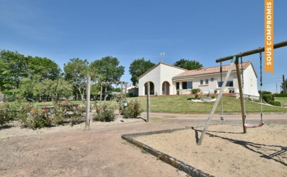 Maison / Villa LE LONGERON (49710) 101 m2 220 500 € 