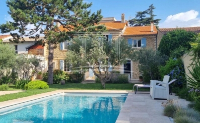Maison / Villa SORGUES (84700) 180 m2 571 000 € 
