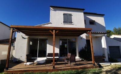 Maison / Villa AIGUES-VIVES (30670) 128 m2 1 300 € 