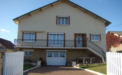 Maison / Villa DOMPIERRE-SUR-BESBRE (03290) 250 m2 265 000 € 