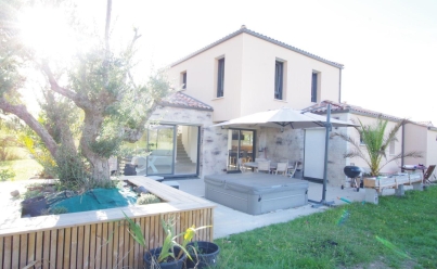 Maison / Villa SAINTE-FOY (85150) 130 m2 489 900 € 