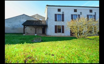 Maison / Villa SURGERES (17700) 141 m2 179 500 € 
