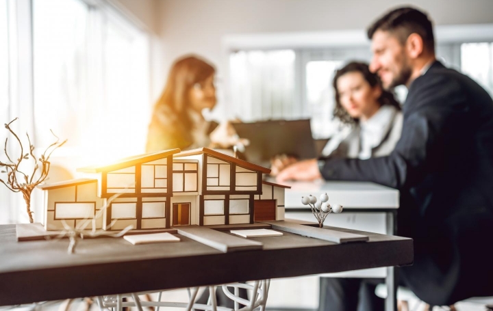 Réseau Immo-diffusion : Maison  LE MOULE  100 m2 149 860 € 