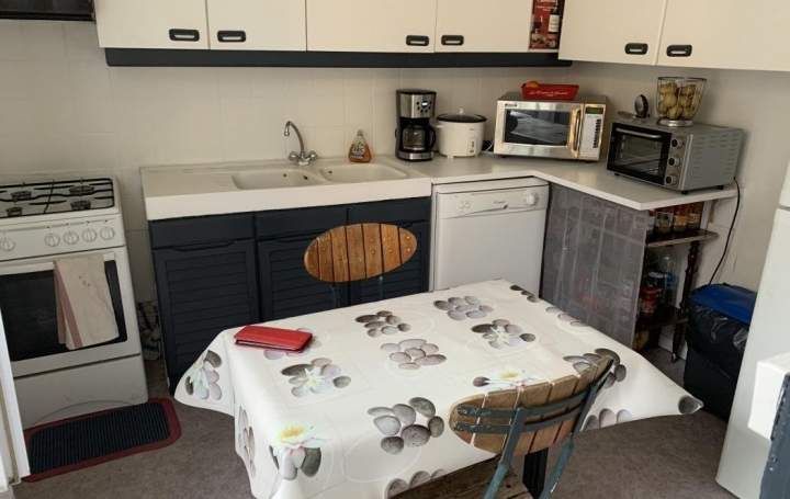 Activité commerciale MAGNY-EN-VEXIN (95420)  65 m2 72 000 € 