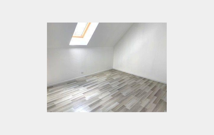 Maison LES ESSARTS-LE-VICOMTE (51310)  283 m2 299 250 € 