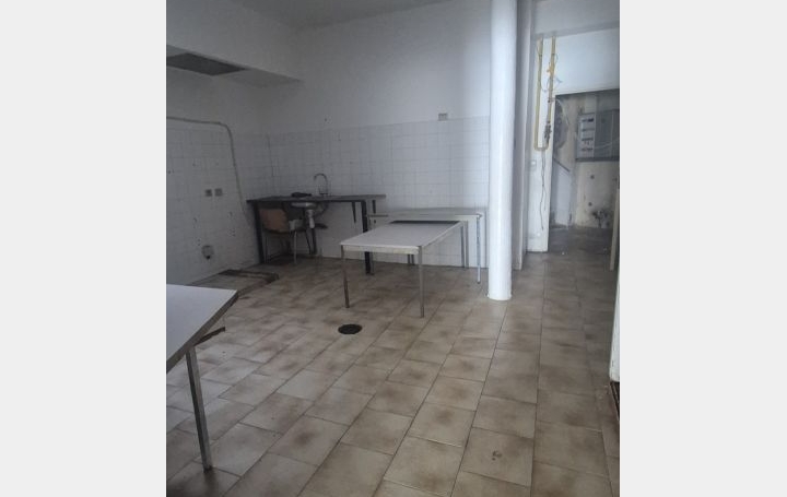 Local commercial BEZIERS (34500)  120 m2 77 000 € 
