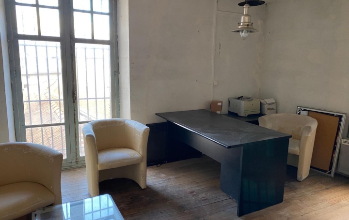 Local commercial PAU (64000)  130 m2 1 750 € 