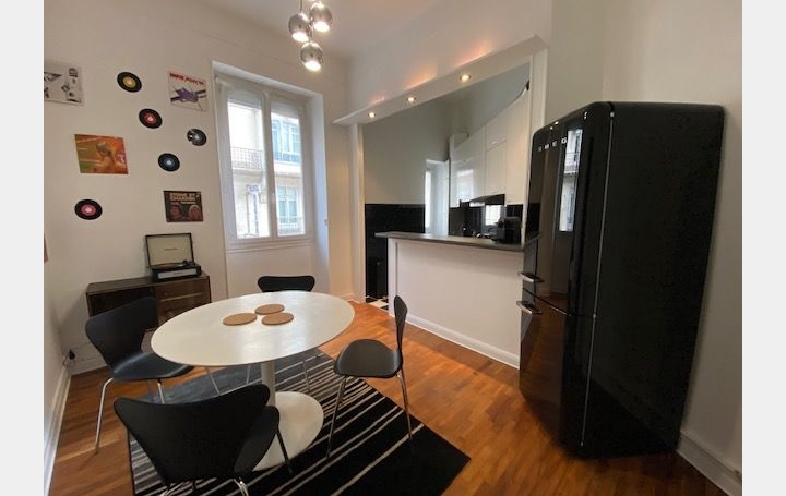 2 Pièces PAU (64000)  66 m2 180 000 € 