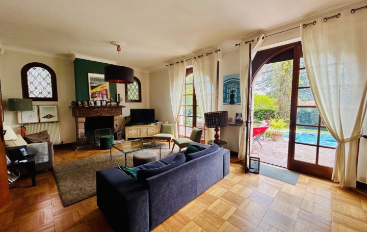 Maison BILLERE (64140)  205 m2 549 000 € 