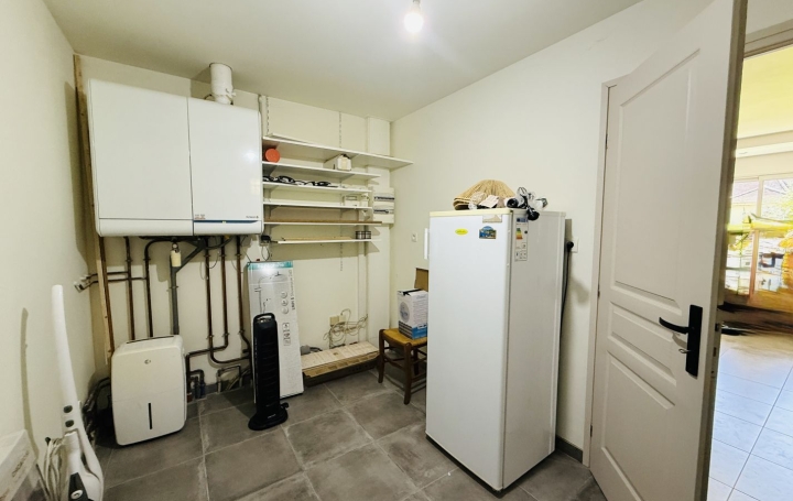 Maison PAU (64000)  140 m2 449 000 € 