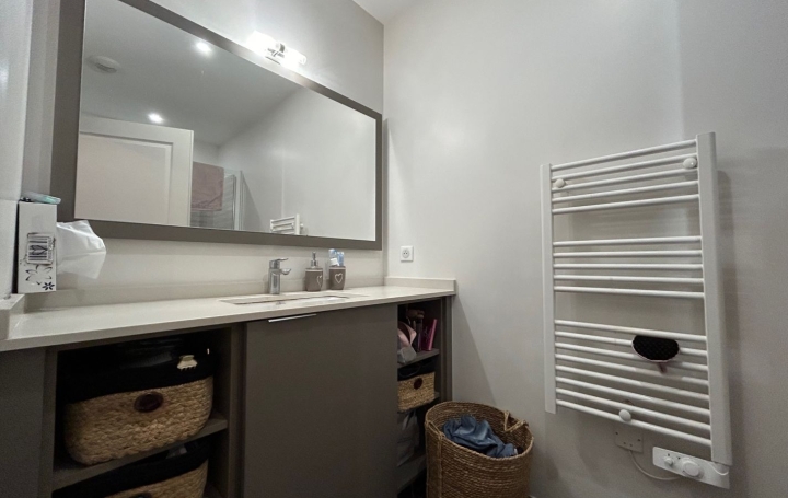 3 Pièces PAU (64000)  62 m2 235 000 € 