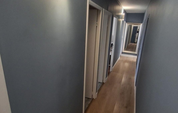 5 Pièces BORDEAUX (33000)  81 m2 322 000 € 