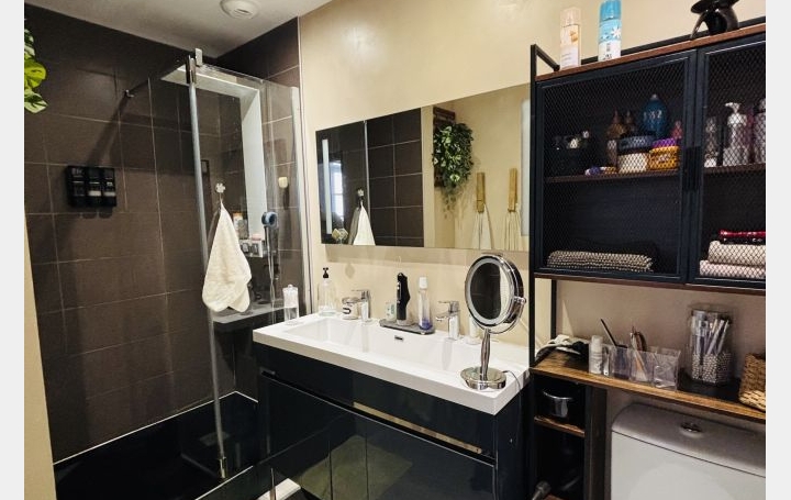 Immeuble NAY (64800)  100 m2 250 000 € 