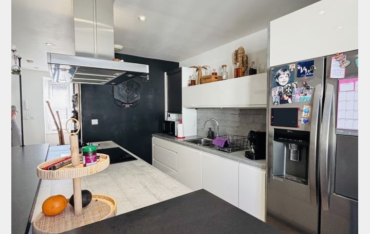 Immeuble NAY (64800)  100 m2 250 000 € 