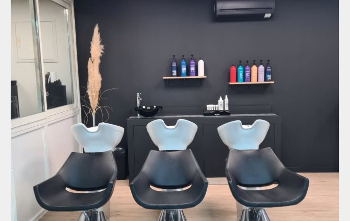 Local commercial JURANCON (64110)  69 m2 139 000 € 