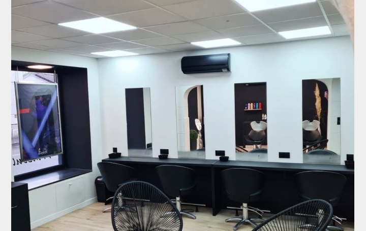 Local commercial JURANCON (64110)  69 m2 139 000 € 