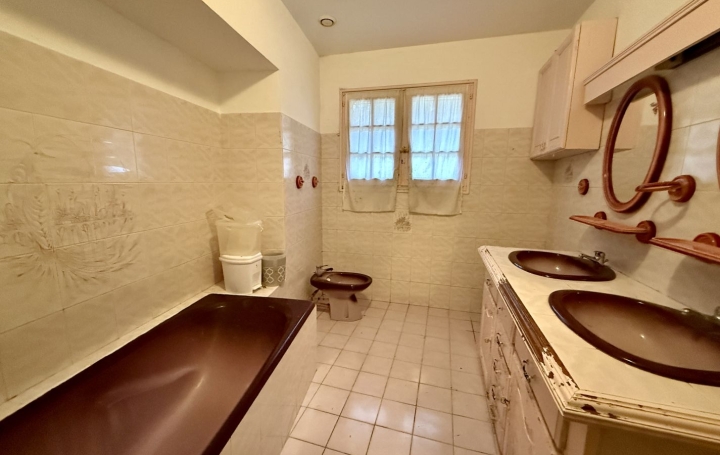 Maison BAHUS-SOUBIRAN (40320)  136 m2 189 000 € 