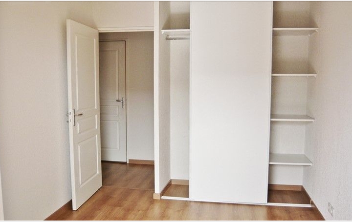 3 Pièces LONS (64140)  65 m2 168 000 € 