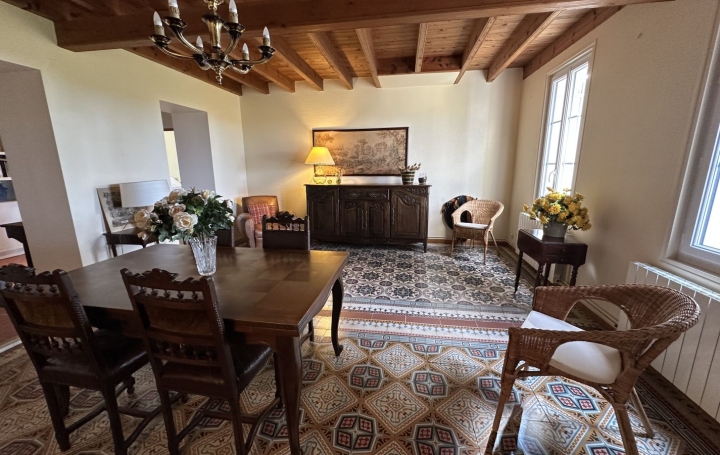 Maison PUISSEGUIN (33570)  180 m2 333 000 € 