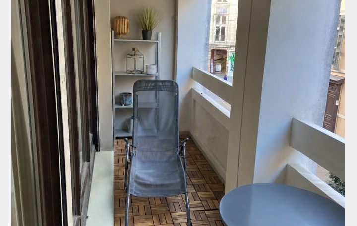 3 Pièces PAU (64000)  74 m2 195 000 € 