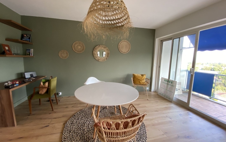 3 Pièces PAU (64000)  68 m2 370 000 € 