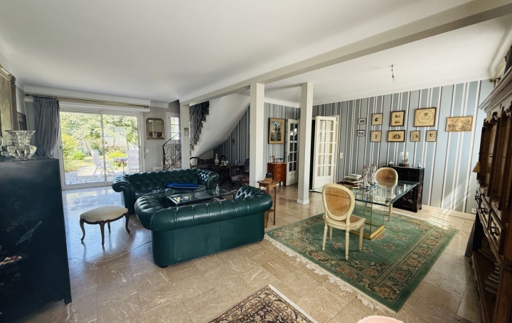 Maison GELOS (64110)  166 m2 365 000 € 