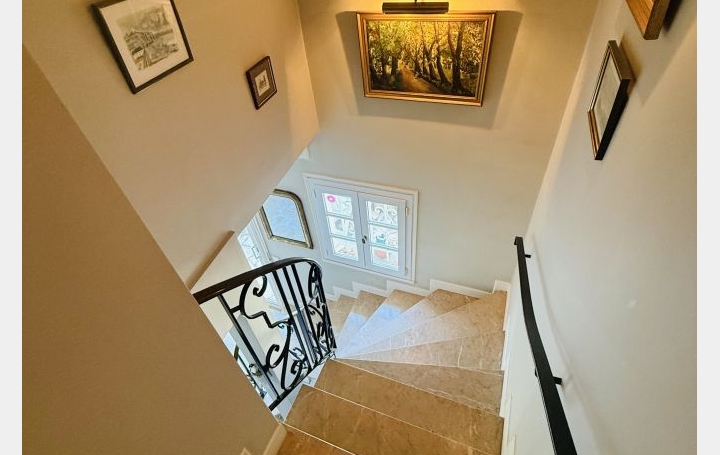 Maison GELOS (64110)  166 m2 365 000 € 