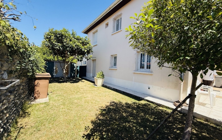 Maison PAU (64000)  129 m2 266 000 € 