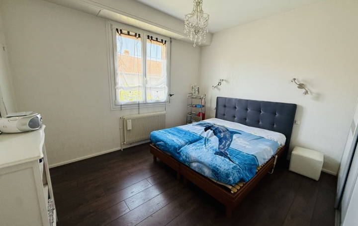 Maison PAU (64000)  129 m2 266 000 € 
