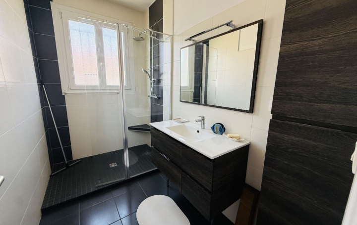 Maison PAU (64000)  129 m2 266 000 € 