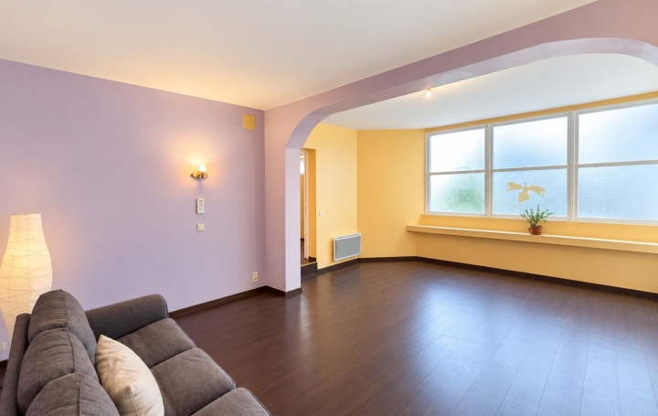 Local d'activité PAU (64000)  65 m2 129 000 € 