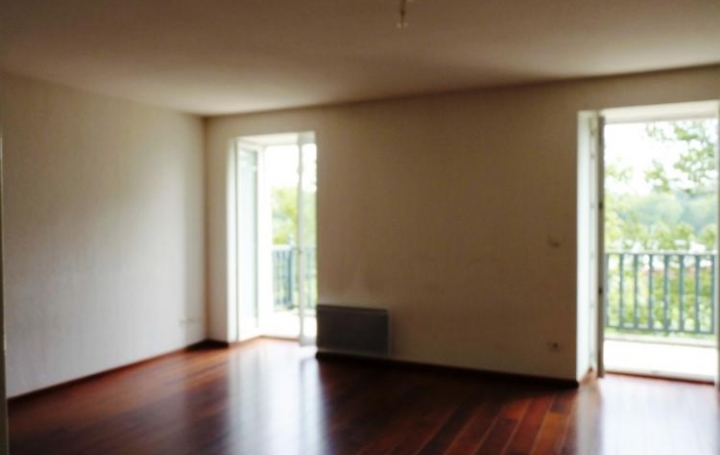Réseau Immo-diffusion : Appartement P3  BAYONNE  79 m2 243 800 € 