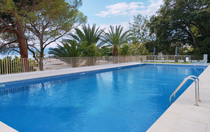 4 Pièces CANNES (06400)  106 m2 640 000 € 