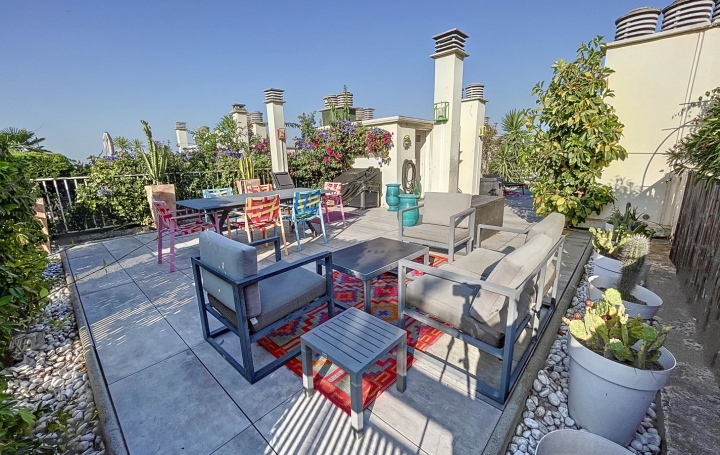 3 Pièces CANNES (06400)  80 m2 895 000 € 