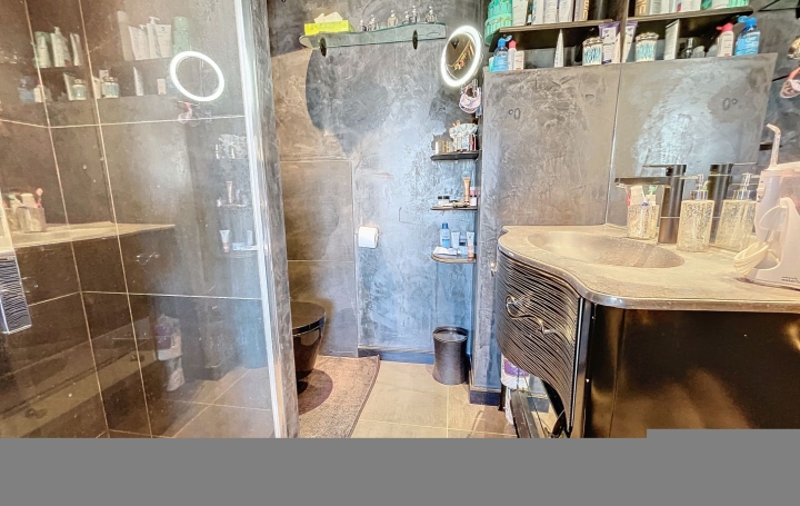 3 Pièces CANNES (06400)  80 m2 895 000 € 