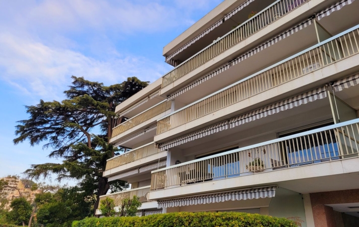 3 Pièces CANNES (06400)  83 m2 530 000 € 
