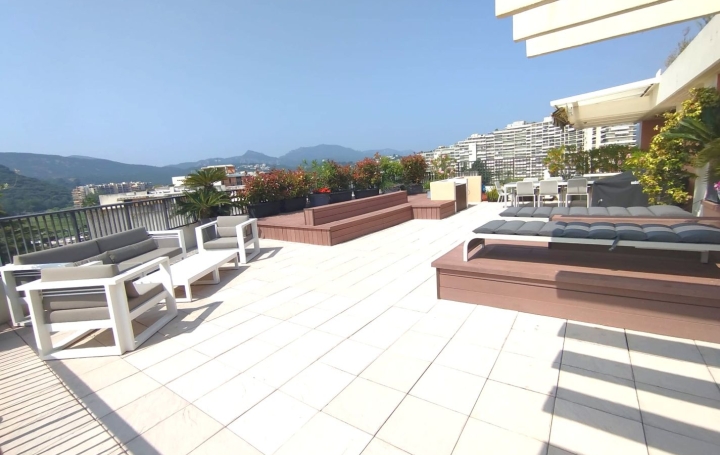 5 Pièces MANDELIEU-LA-NAPOULE (06210)  132 m2 1 595 000 € 