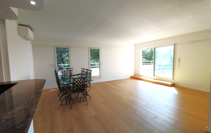 3 Pièces LE CANNET (06110)  94 m2 649 000 € 